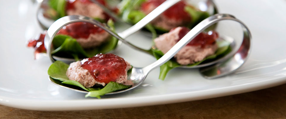 短信轰炸机网页版在线